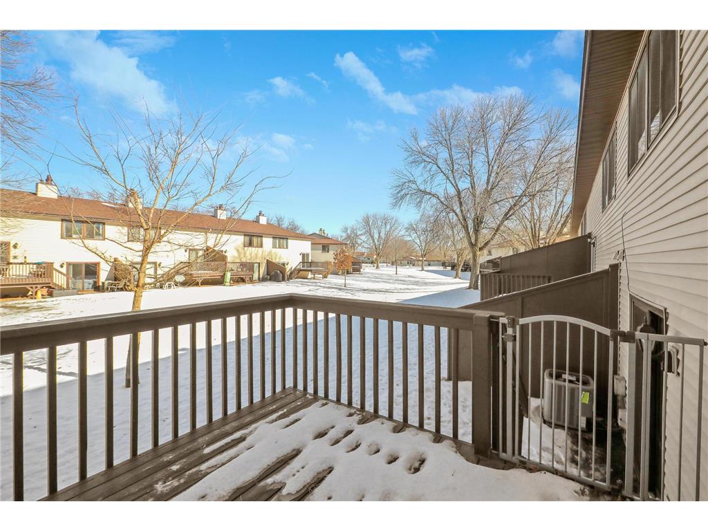 8525 Maplebrook Parkway N Brooklyn Park MN 55445 7018422 image15