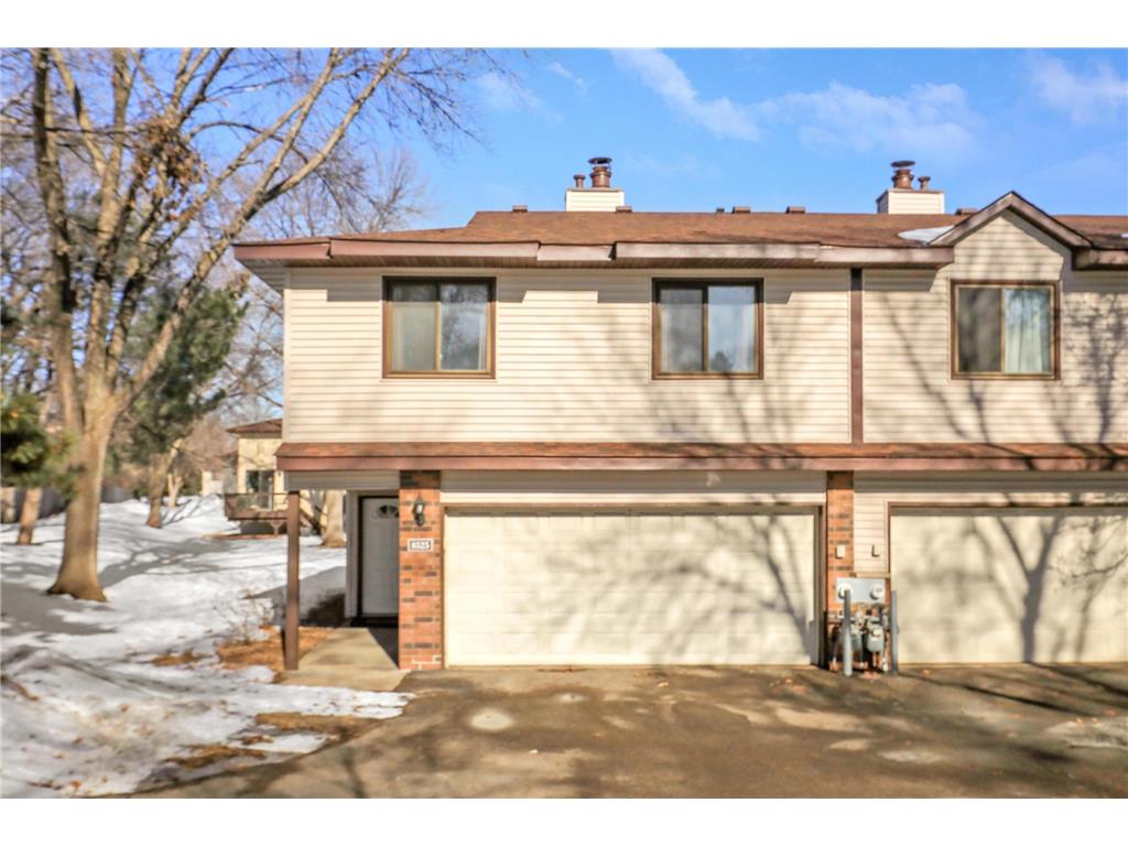 8525 Maplebrook Parkway N Brooklyn Park MN 55445 7018422 image2