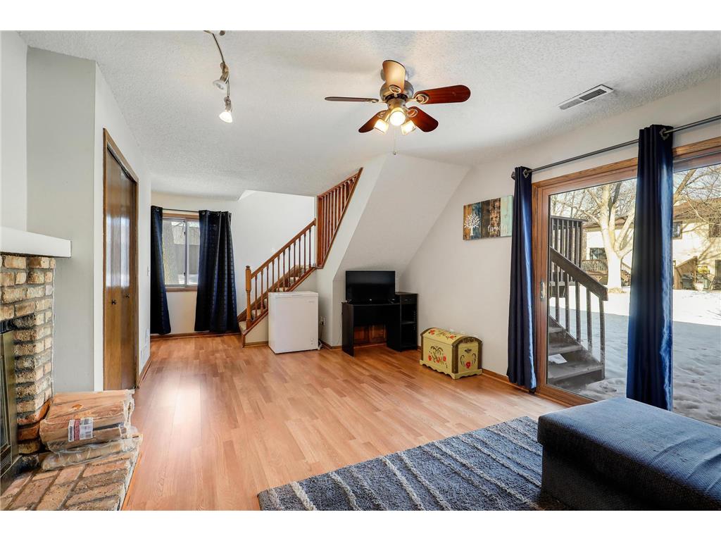 8525 Maplebrook Parkway N Brooklyn Park MN 55445 7018422 image4