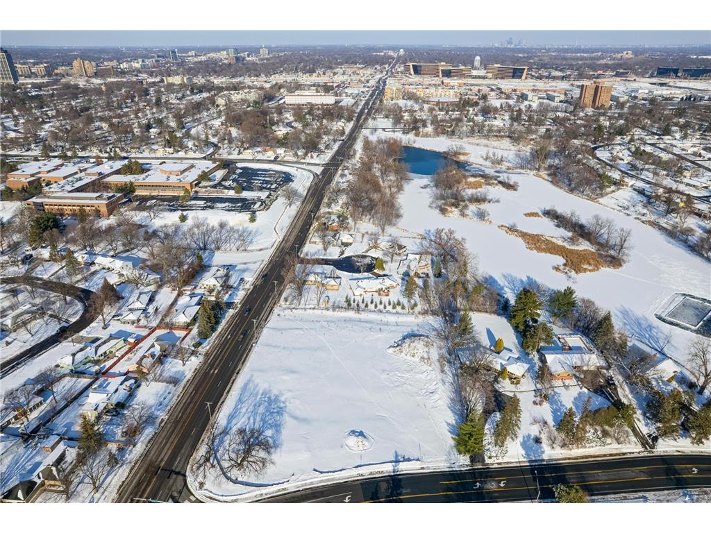 8525 Penn Avenue S Bloomington MN 55431 6641220 image3