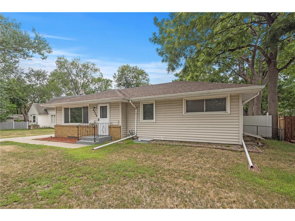 8526 Portland Avenue S Bloomington MN 55420 6392812 image1