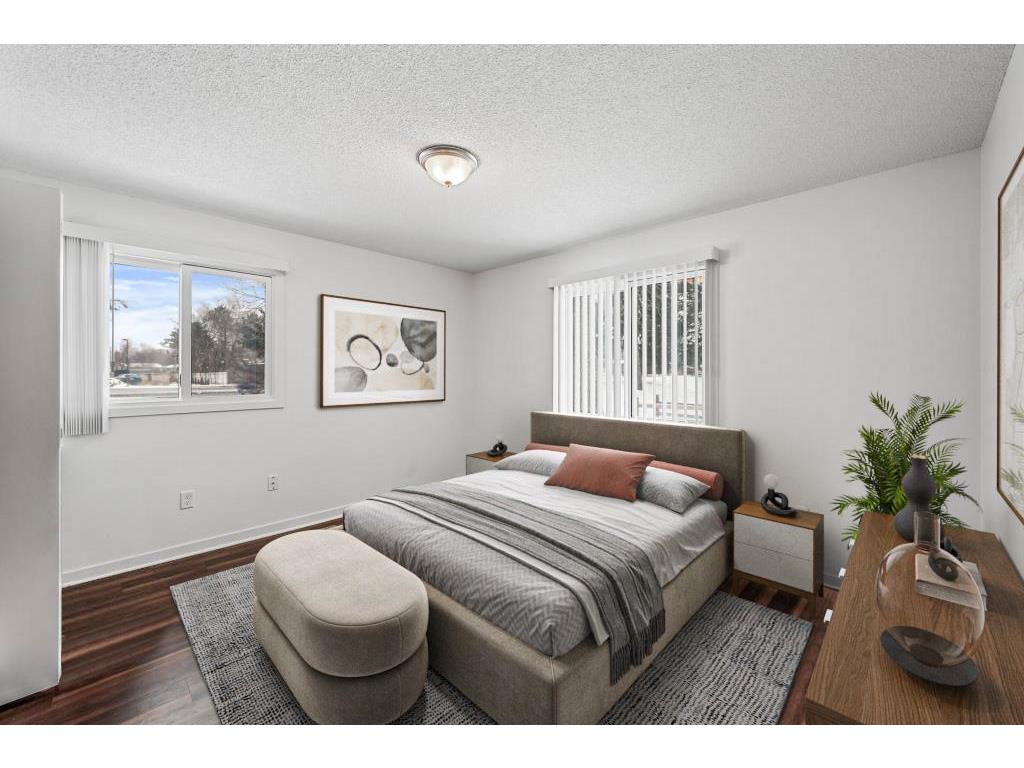 8526 S Maplebrook Circle Brooklyn Park MN 55445 6806902 image8