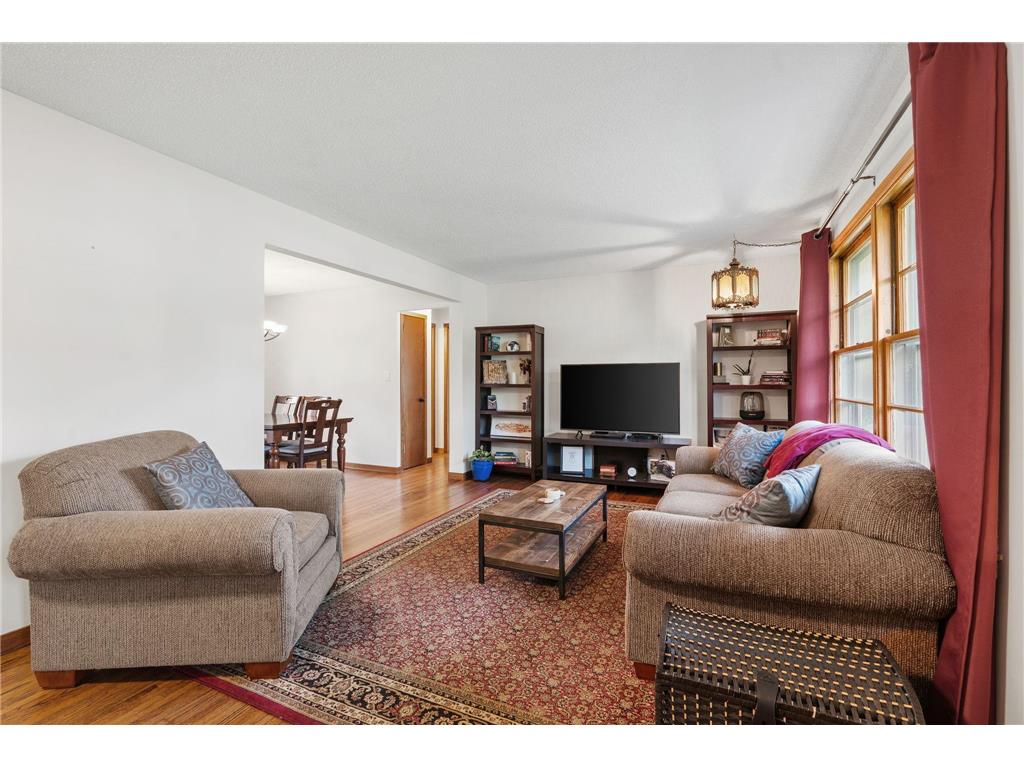 8528 Columbus Avenue S Bloomington MN 55420 7087700 image19