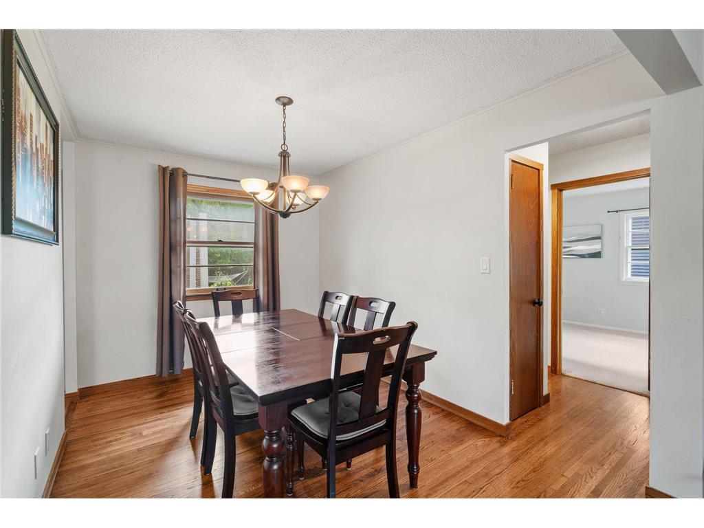 8528 Columbus Avenue S Bloomington MN 55420 7087700 image23