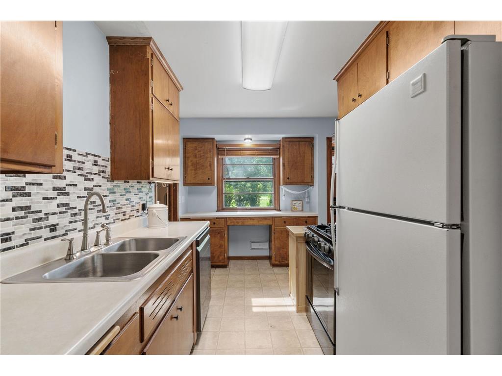 8528 Columbus Avenue S Bloomington MN 55420 7087700 image31