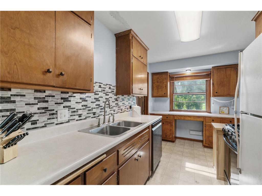 8528 Columbus Avenue S Bloomington MN 55420 7087700 image32