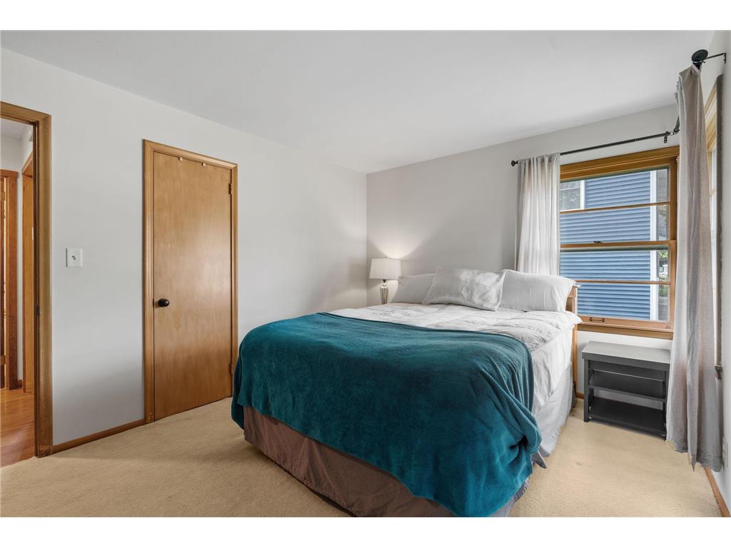 8528 Columbus Avenue S Bloomington MN 55420 7087700 image35