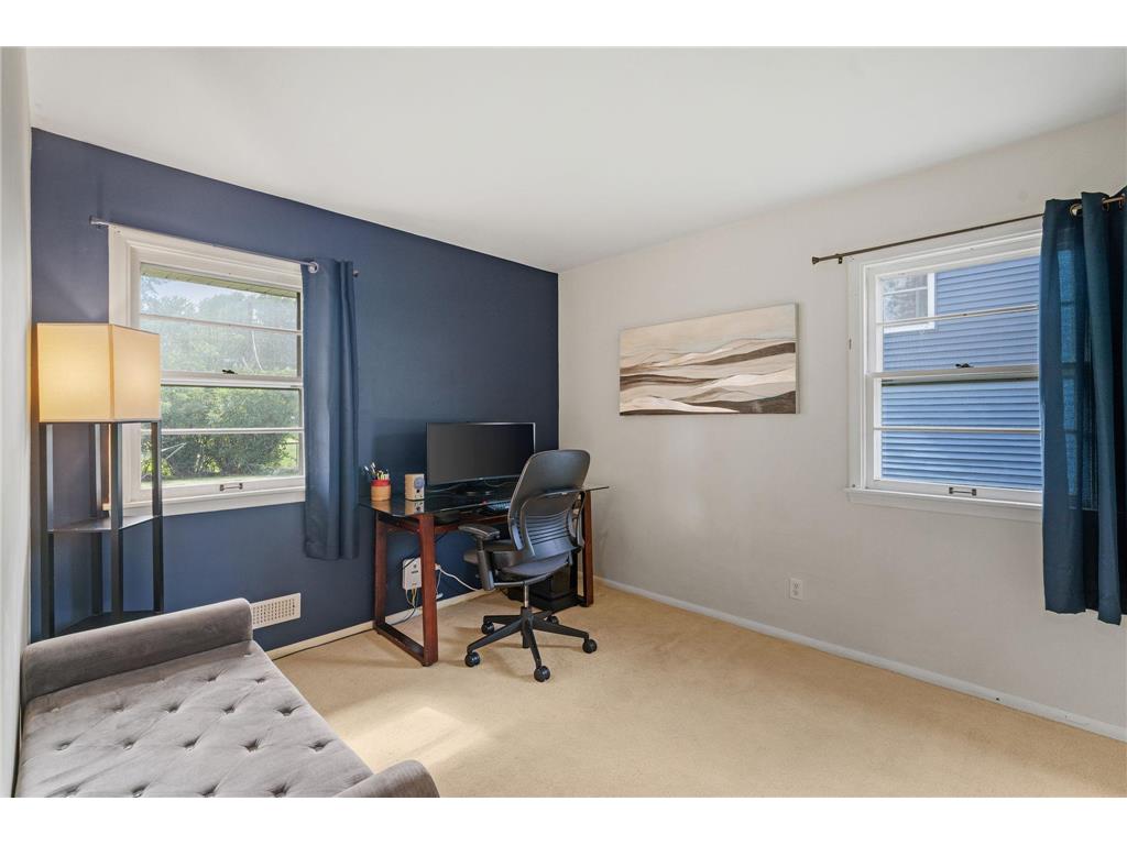 8528 Columbus Avenue S Bloomington MN 55420 7087700 image37