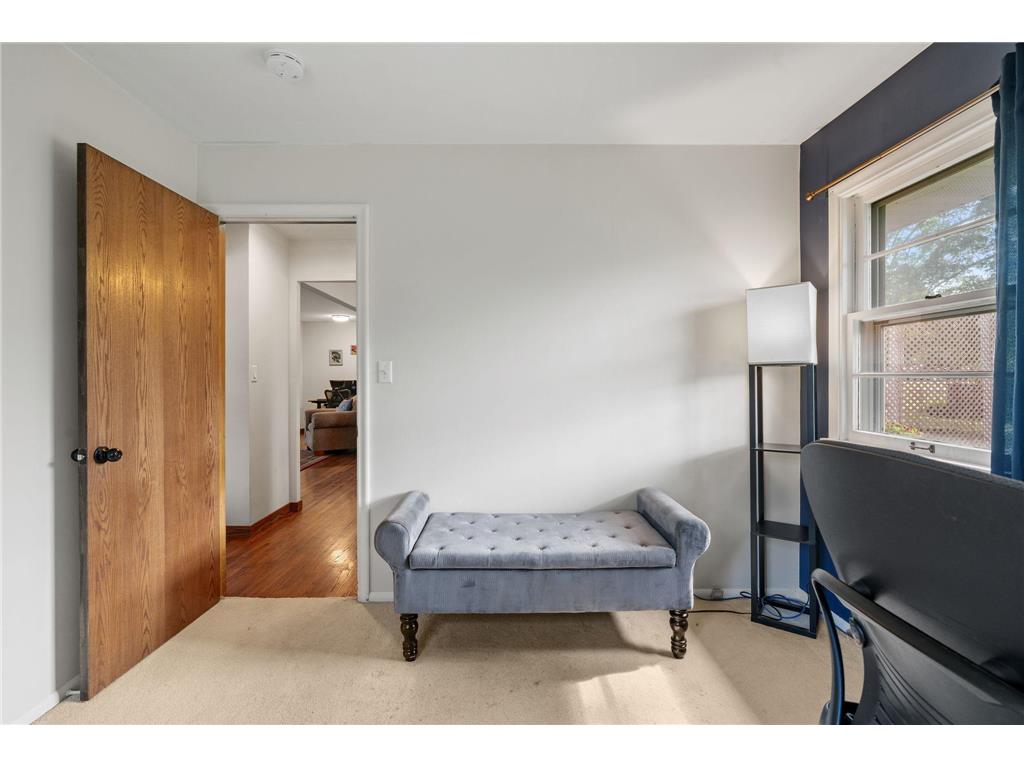 8528 Columbus Avenue S Bloomington MN 55420 7087700 image39