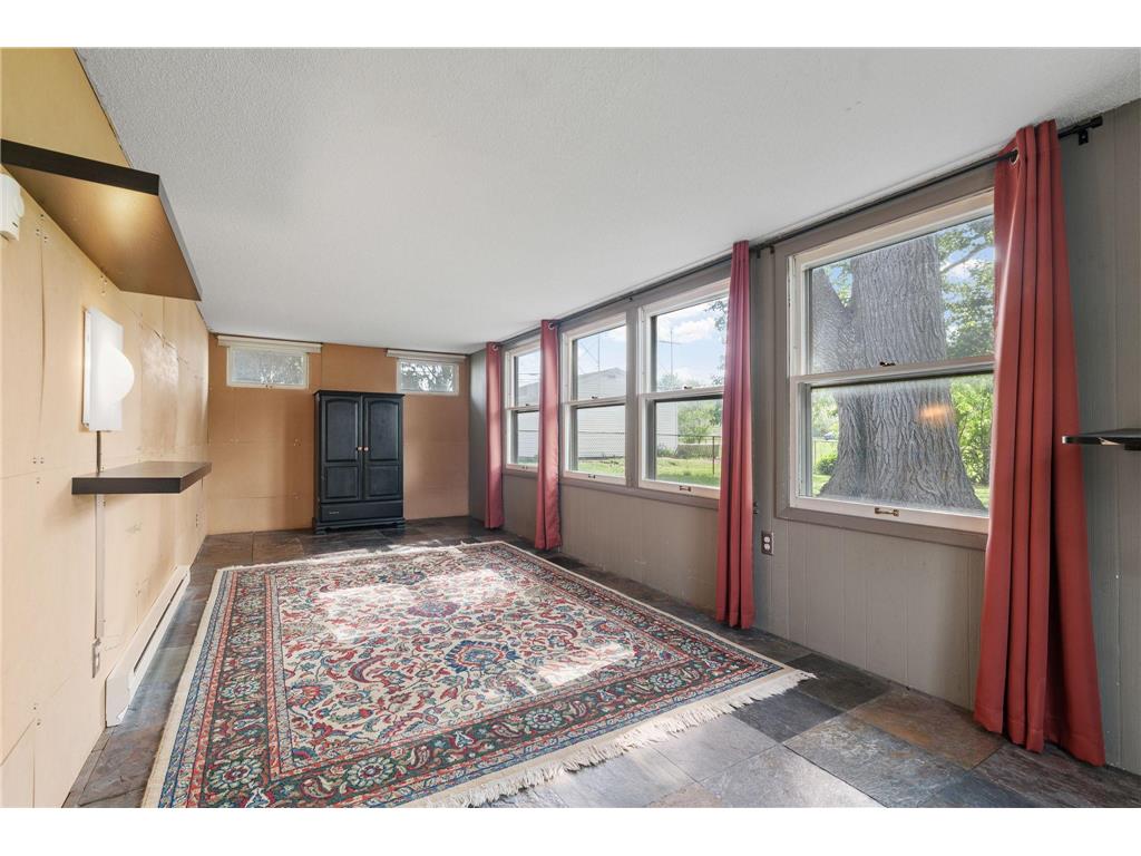 8528 Columbus Avenue S Bloomington MN 55420 7087700 image43