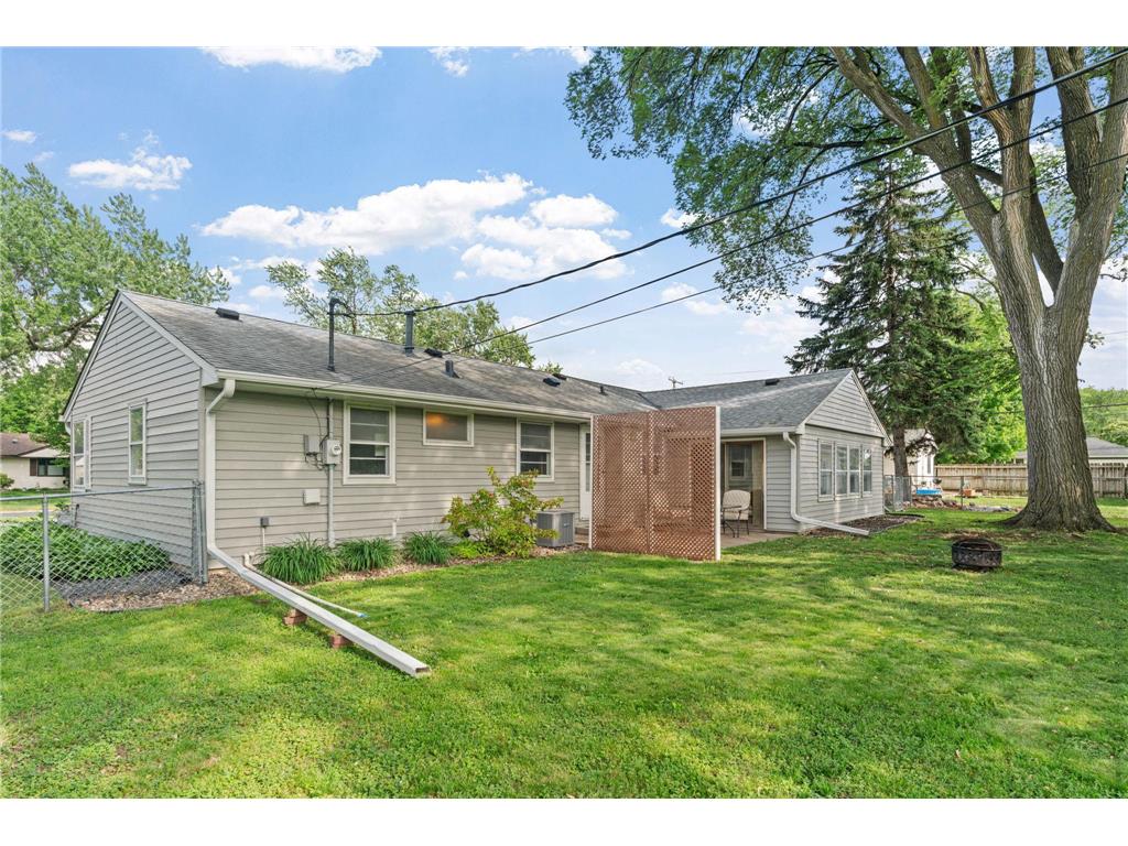 8528 Columbus Avenue S Bloomington MN 55420 7087700 image6