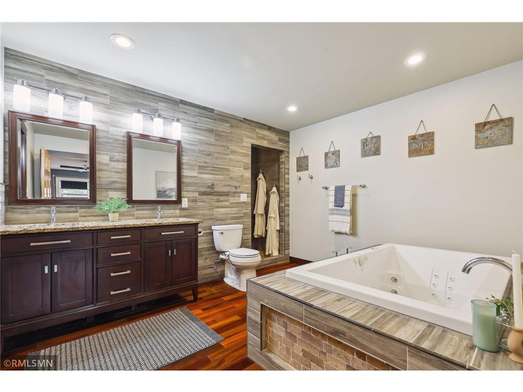 8529 Lake Jane Trail N, Lake Elmo, MN, 55042 MLS 6500658 Edina Realty