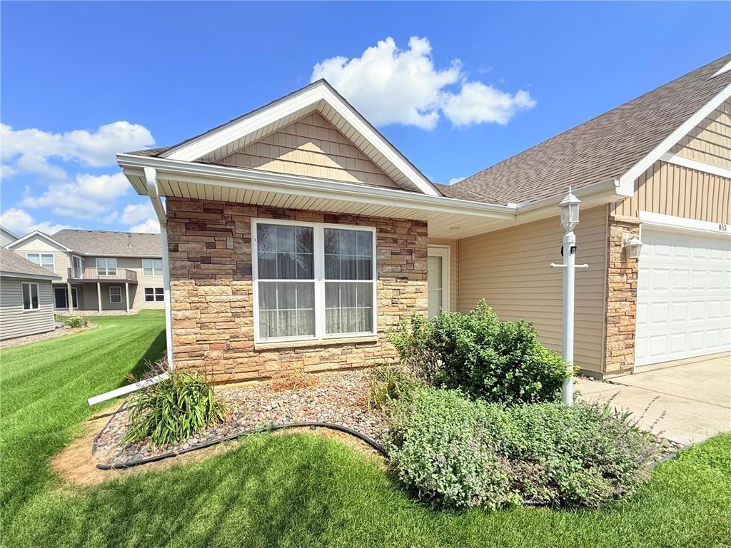 853 Aurora Circle Red Wing MN 55066 7015550 image12