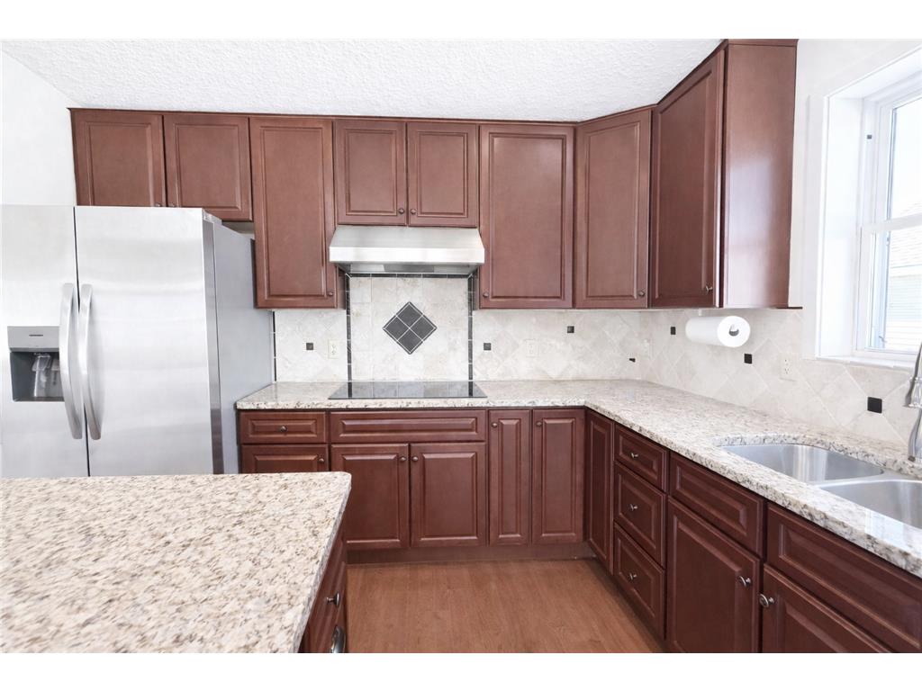 853 Aurora Circle Red Wing MN 55066 7015550 image9