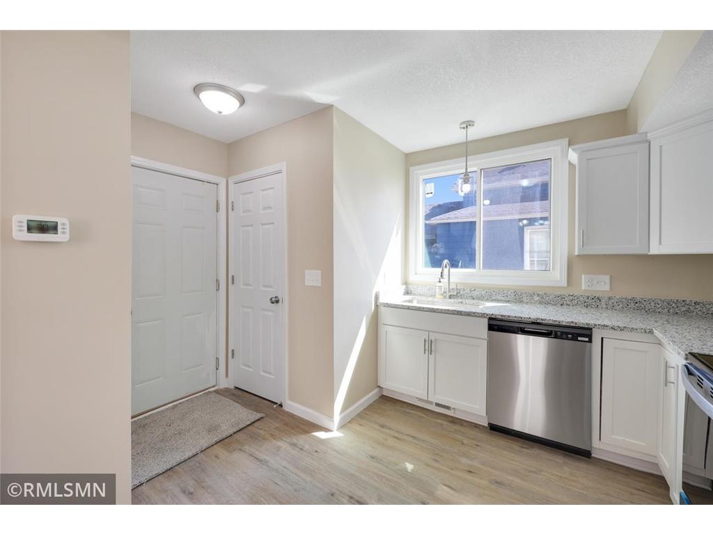 853 Conway Street Saint Paul MN 55106 7090232 image10