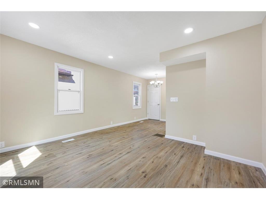 853 Conway Street Saint Paul MN 55106 7090232 image5