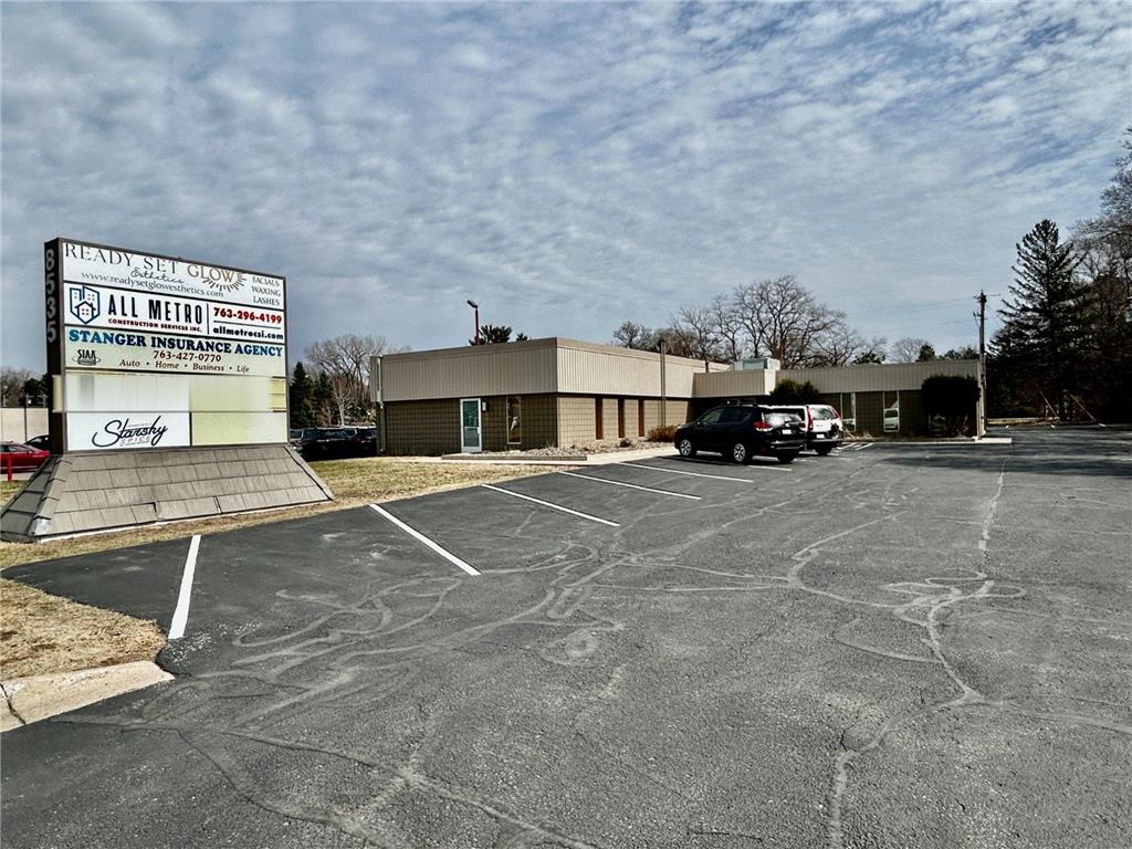 8535 Central Avenue NE Blaine MN 55434 7046926 image1