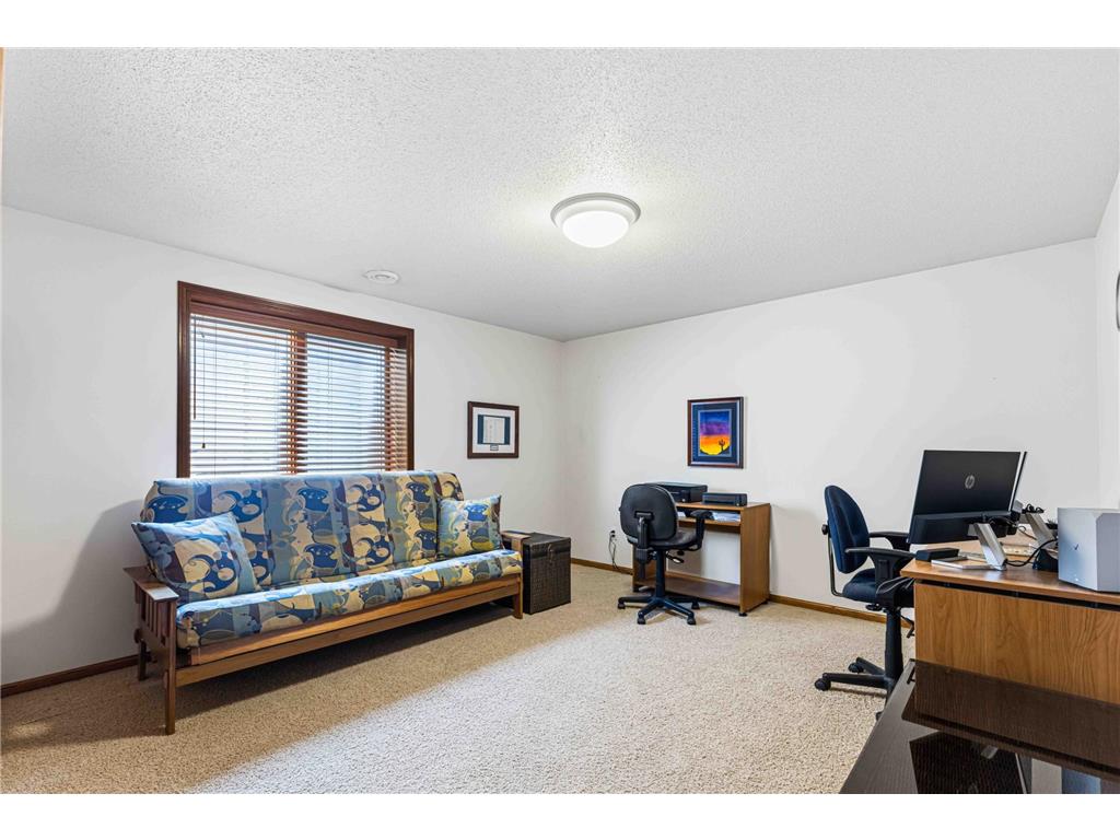 854 32nd Street S Moorhead MN 56560 7075664 image35