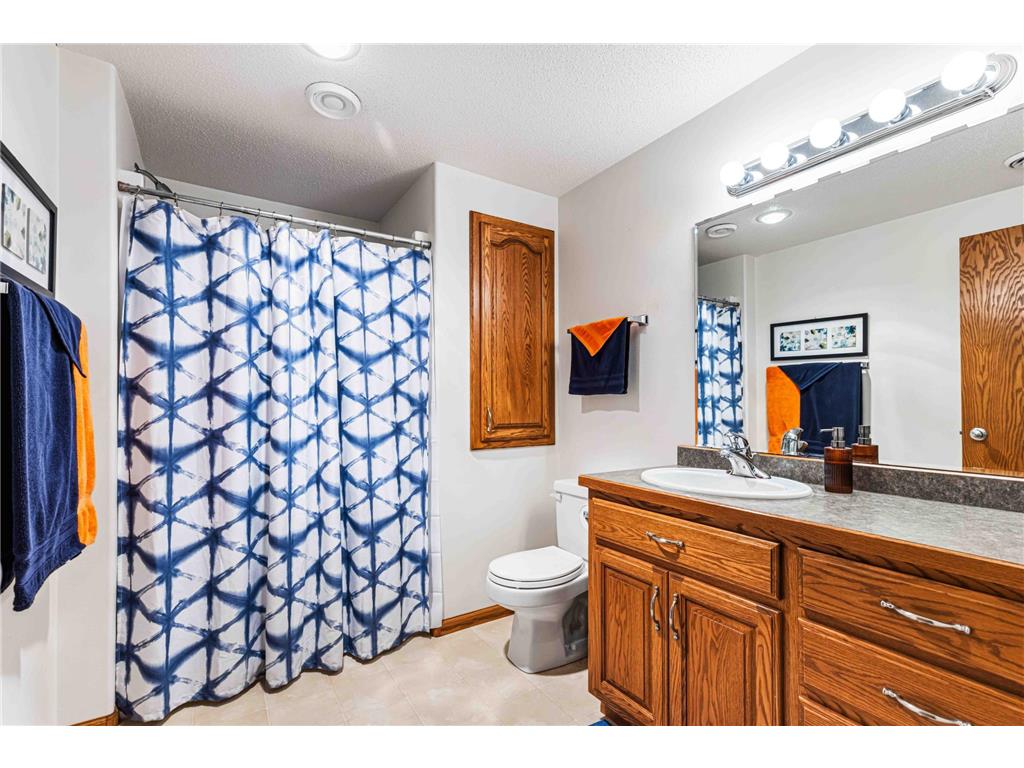 854 32nd Street S Moorhead MN 56560 7075664 image36