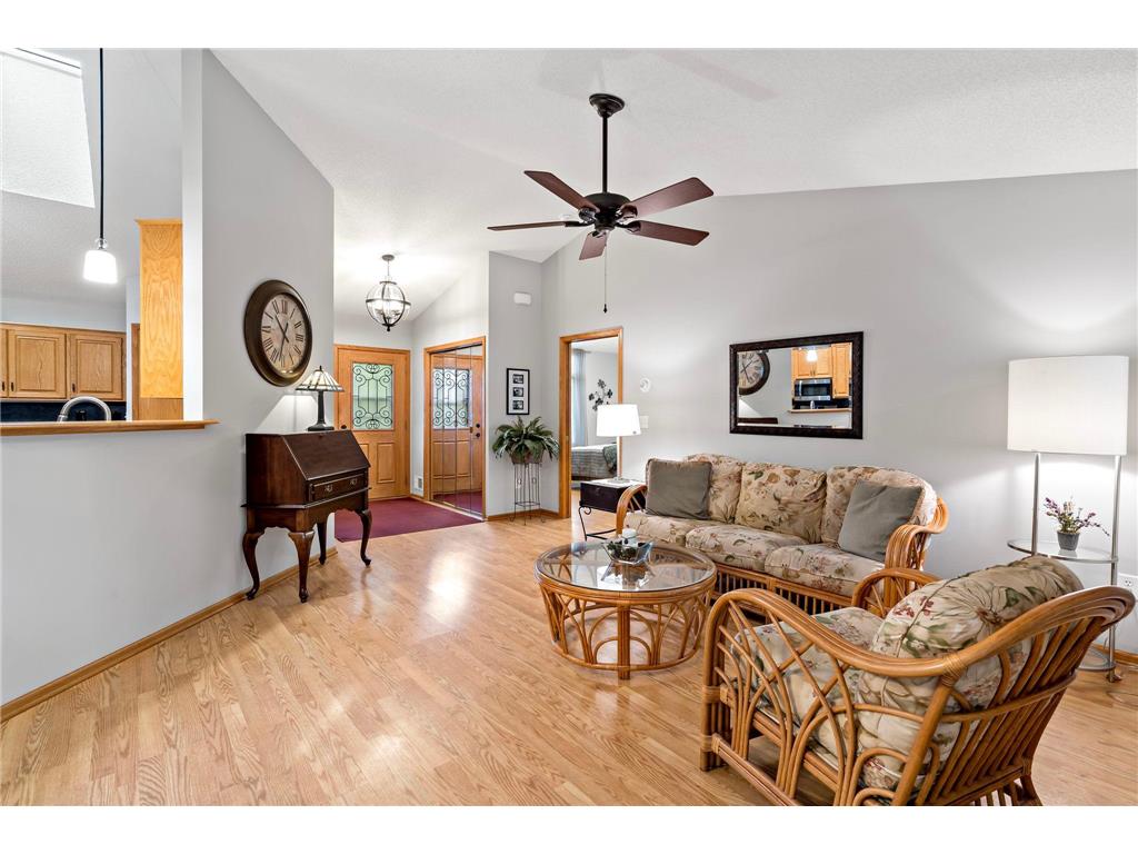 8541 Inverness Lane N Brooklyn Park MN 55443 7090894 image10