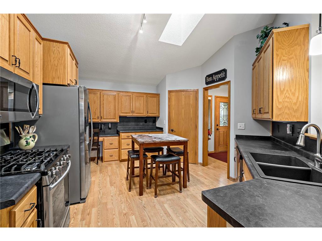 8541 Inverness Lane N Brooklyn Park MN 55443 7090894 image15