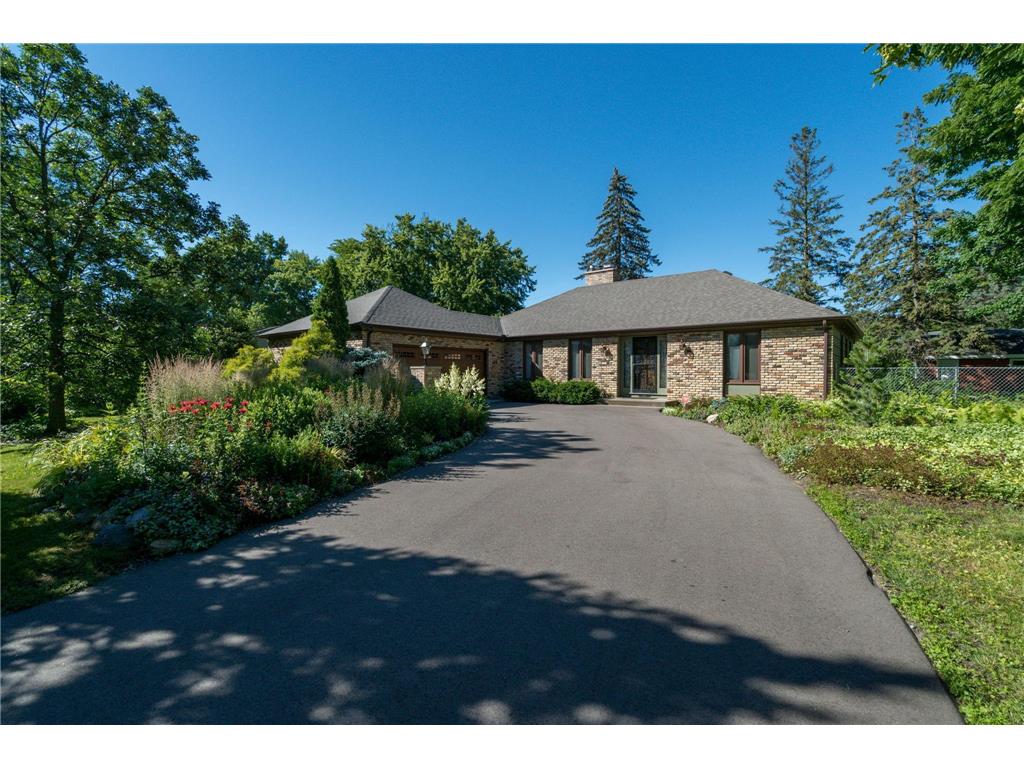 8541 Riverview Lane Brooklyn Park MN 55444 6562444 image1