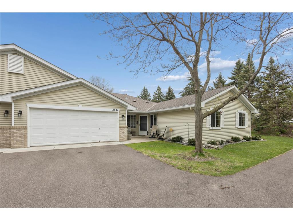 8541 Stratford Lane Brooklyn Park MN 55443 7067320 image1