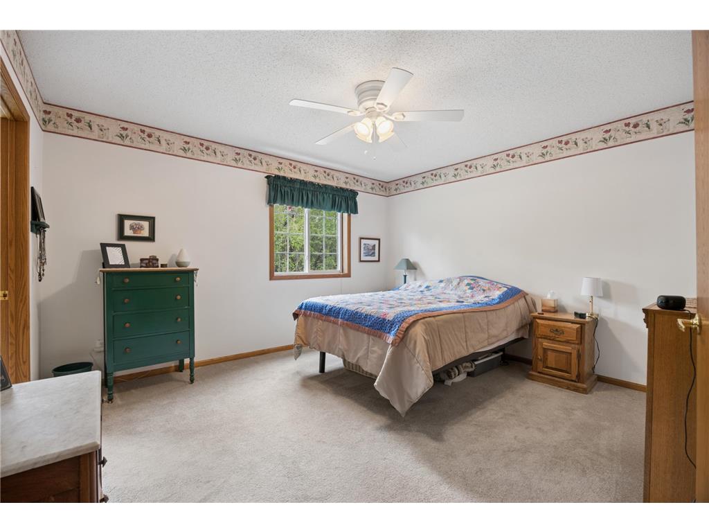 8541 Stratford Lane Brooklyn Park MN 55443 7067320 image13