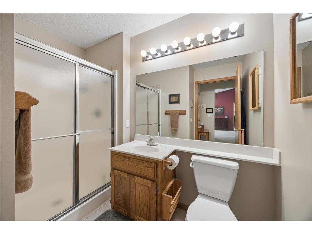 8541 Stratford Lane Brooklyn Park MN 55443 7067320 image16