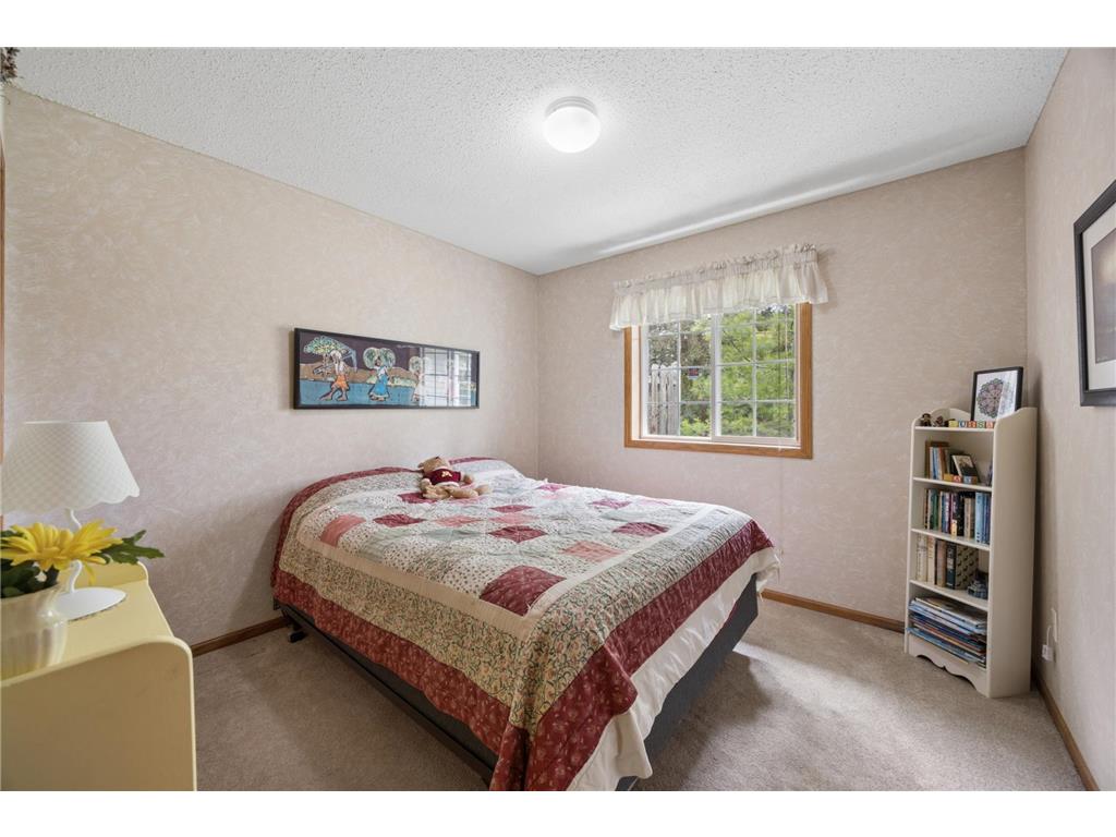 8541 Stratford Lane Brooklyn Park MN 55443 7067320 image17