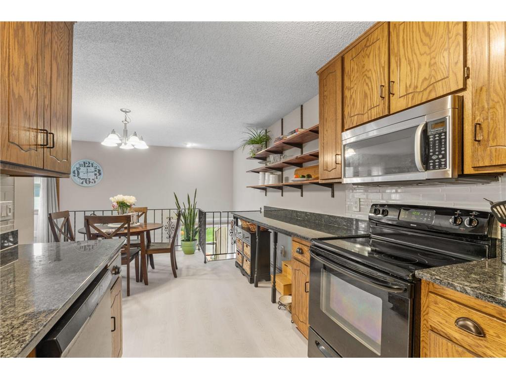 8545 Maplebrook Parkway N Brooklyn Park MN 55445 7103844 image5