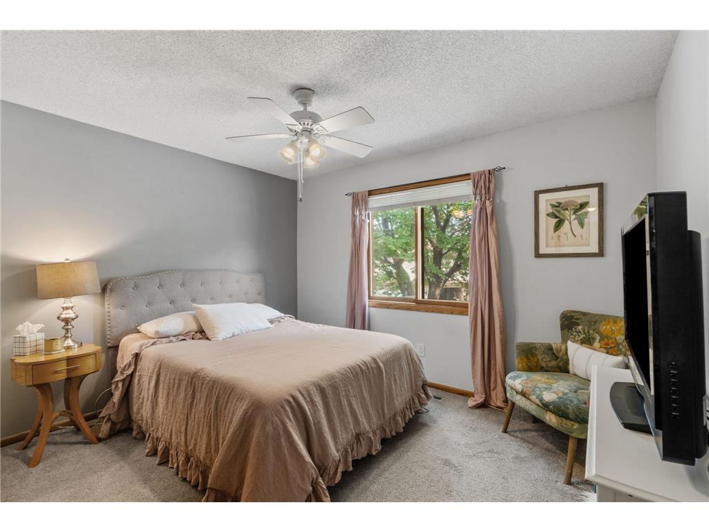 8545 Maplebrook Parkway N Brooklyn Park MN 55445 7103844 image6
