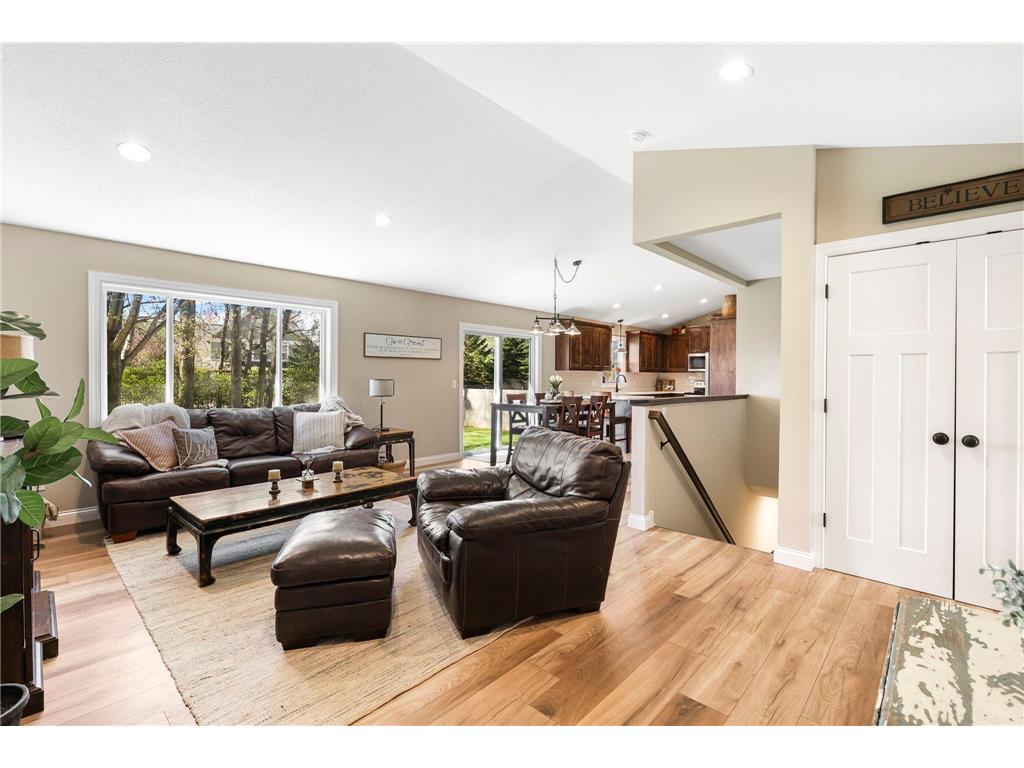 8548 208th Street W, Lakeville, MN, 55044 | MLS: 6709456 | Edina Realty