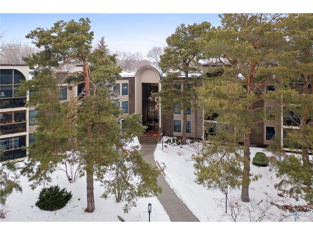 8549 Irwin Road 233, Bloomington, MN, 55437 MLS 6325592 Edina Realty