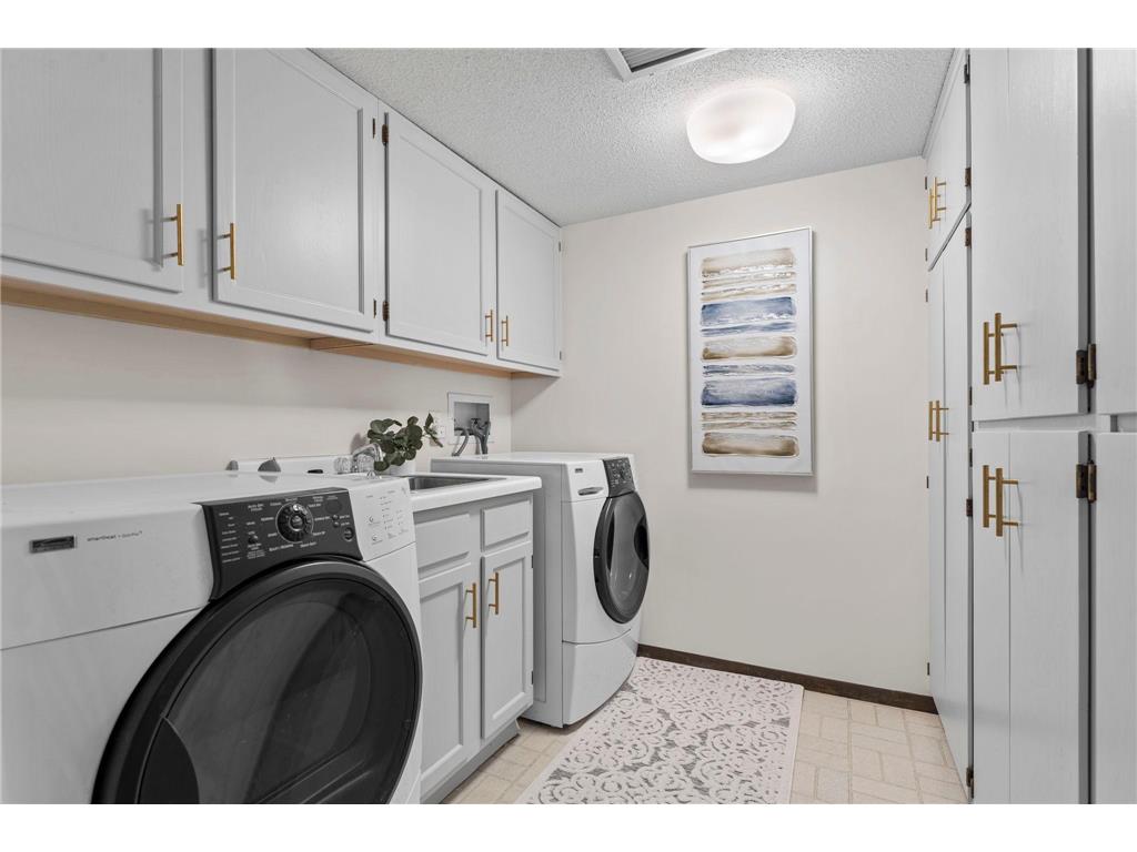 8549 Irwin Road #239 Bloomington MN 55437 7063213 image17