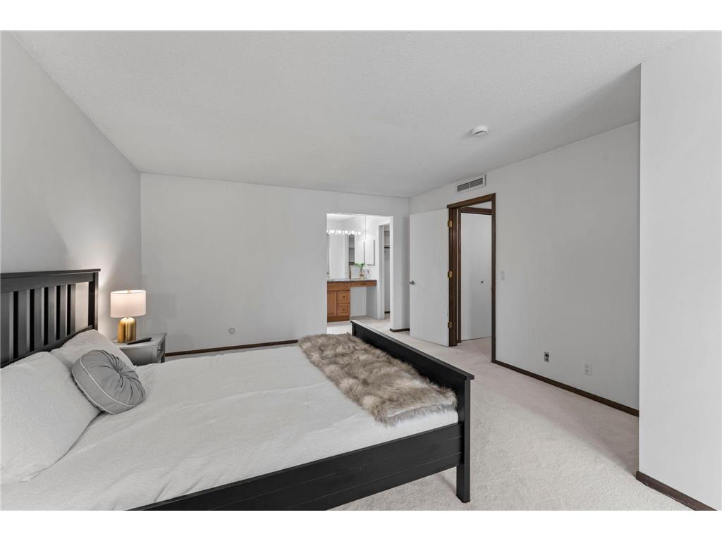 8549 Irwin Road #239 Bloomington MN 55437 7063213 image19