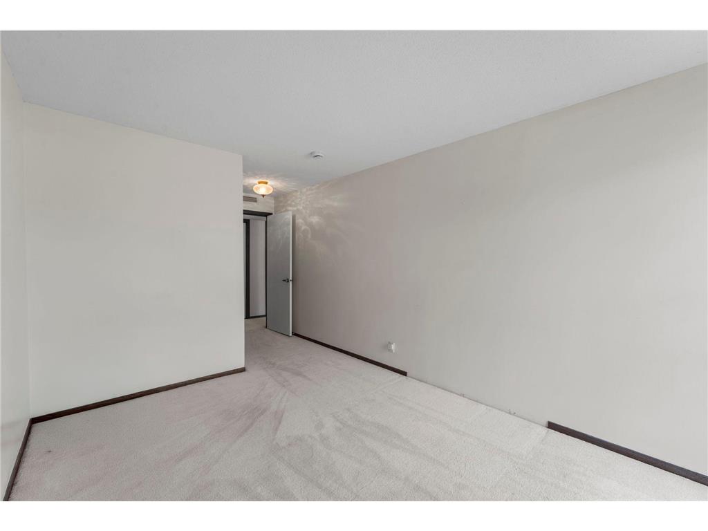 8549 Irwin Road #239 Bloomington MN 55437 7063213 image28