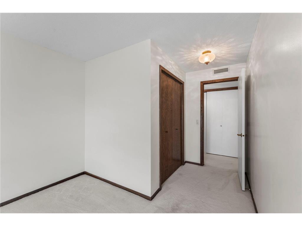 8549 Irwin Road #239 Bloomington MN 55437 7063213 image29