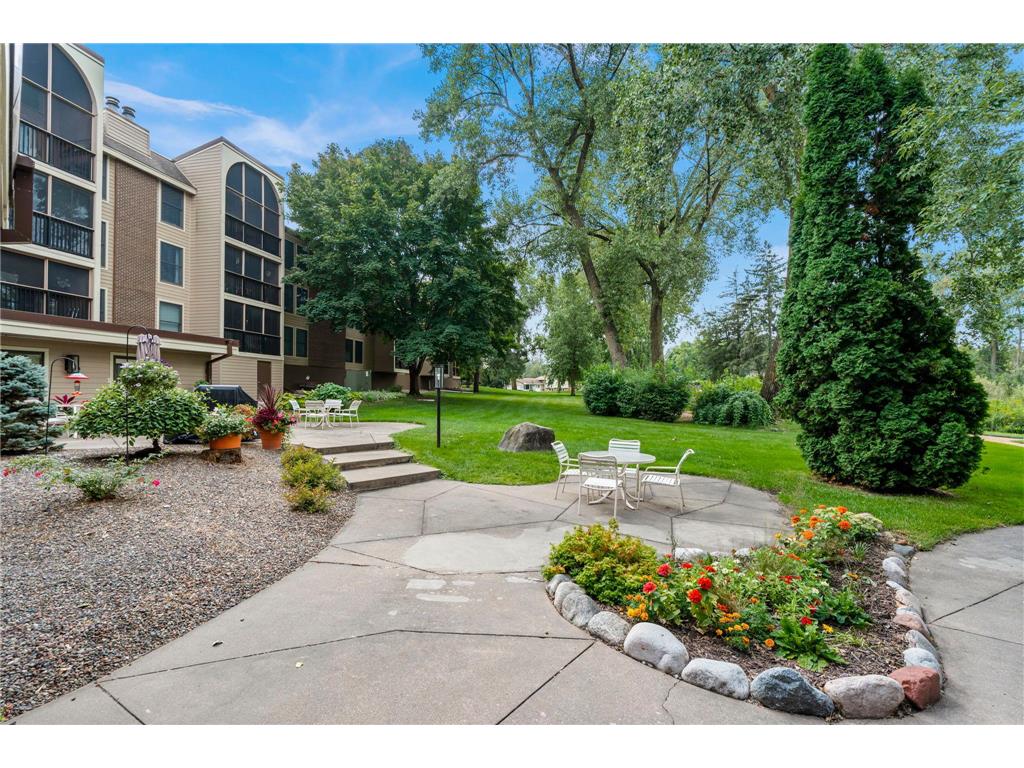 8549 Irwin Road #239 Bloomington MN 55437 7063213 image40