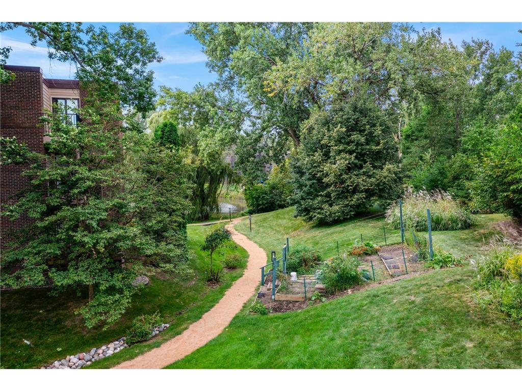 8549 Irwin Road #239 Bloomington MN 55437 7063213 image50