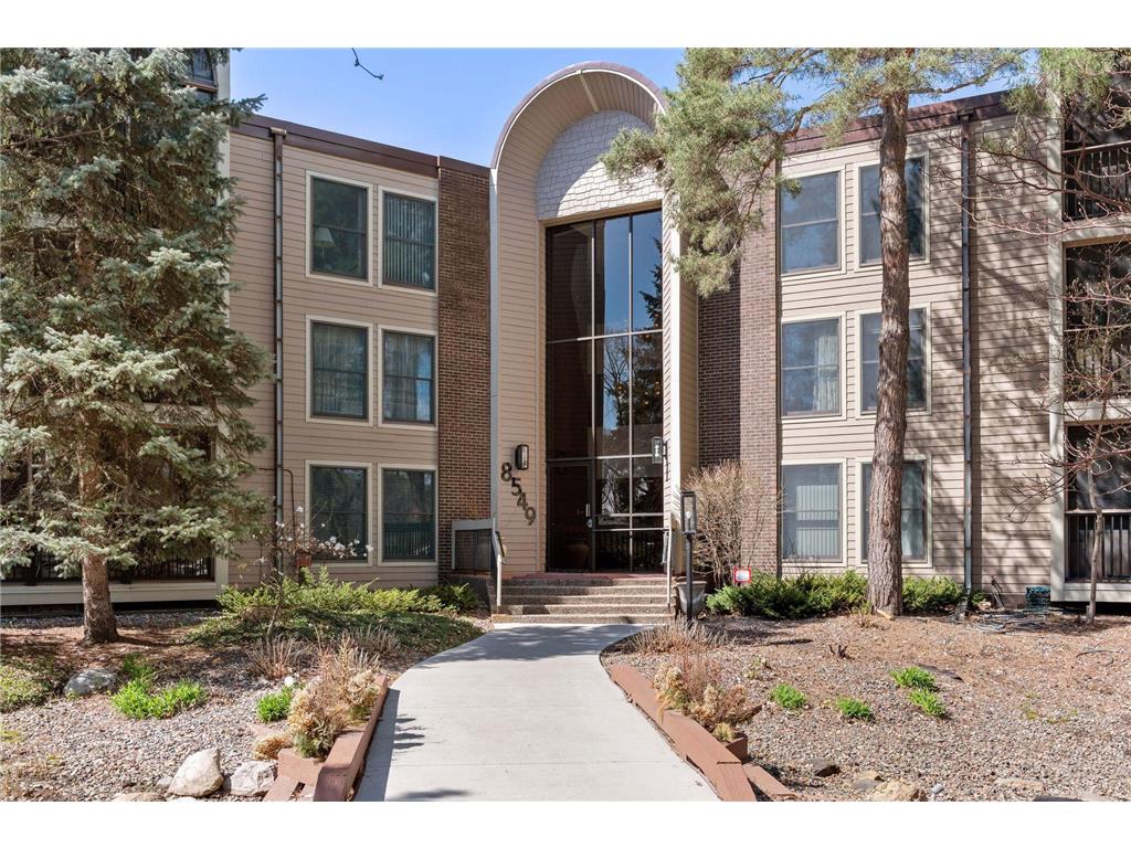 8549 Irwin Road #321 Bloomington MN 55437 6333432 image1