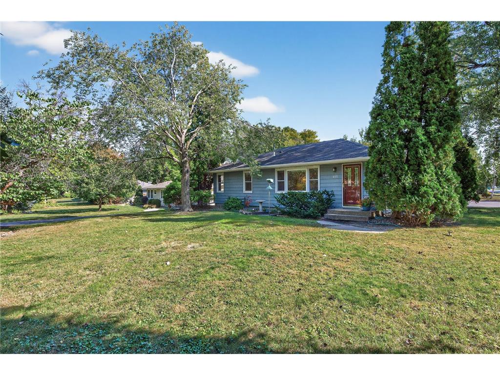 8549 Russell Avenue S Bloomington MN 55431 6822827 image1