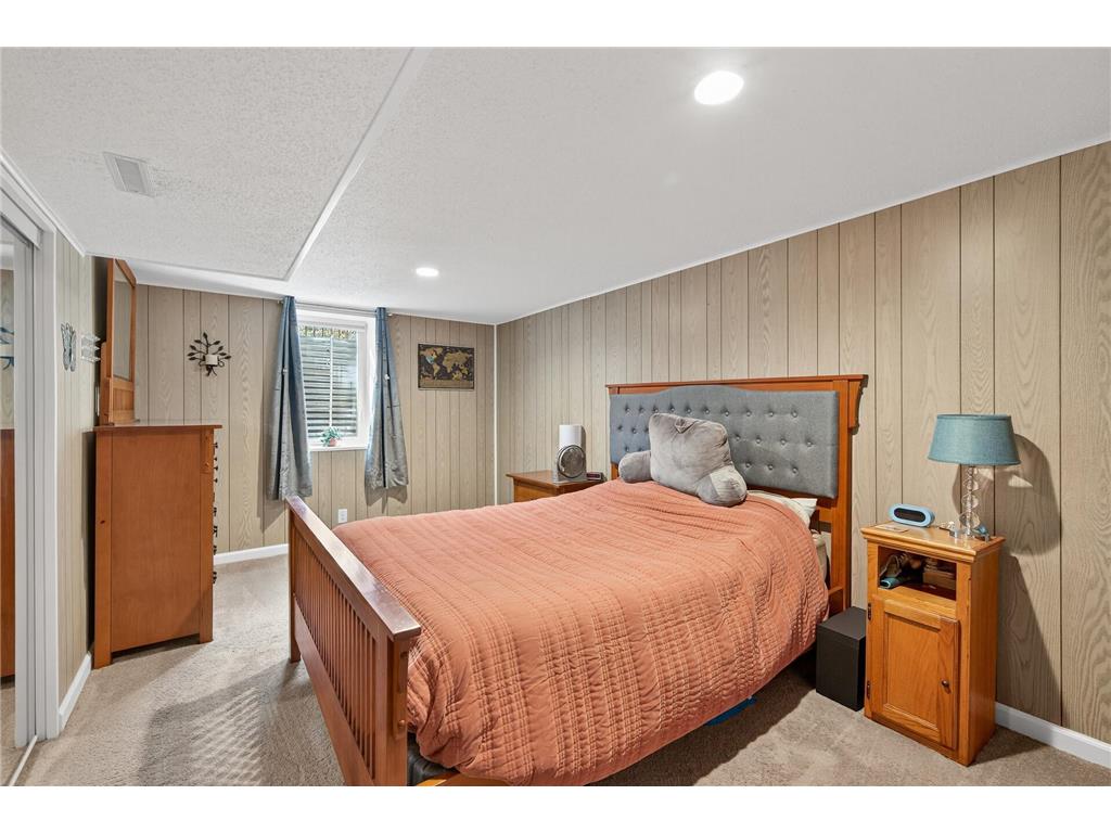 8549 Russell Avenue S Bloomington MN 55431 6822827 image22