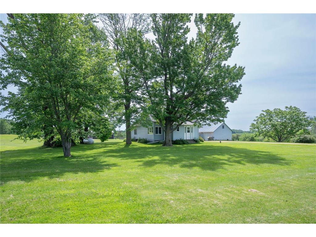 855 280th Street Woodville WI 54028 6544835 image1