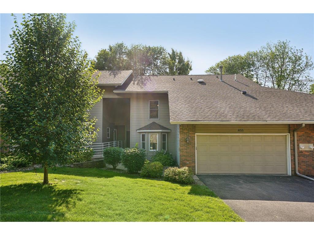 855 8th Avenue SE Forest Lake MN 55025 - Forest 6553865 image1