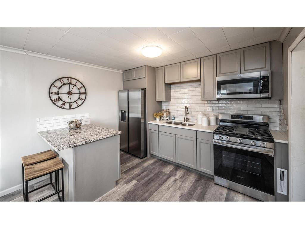 8550 Humboldt Avenue S Bloomington MN 55431 6539563 image1