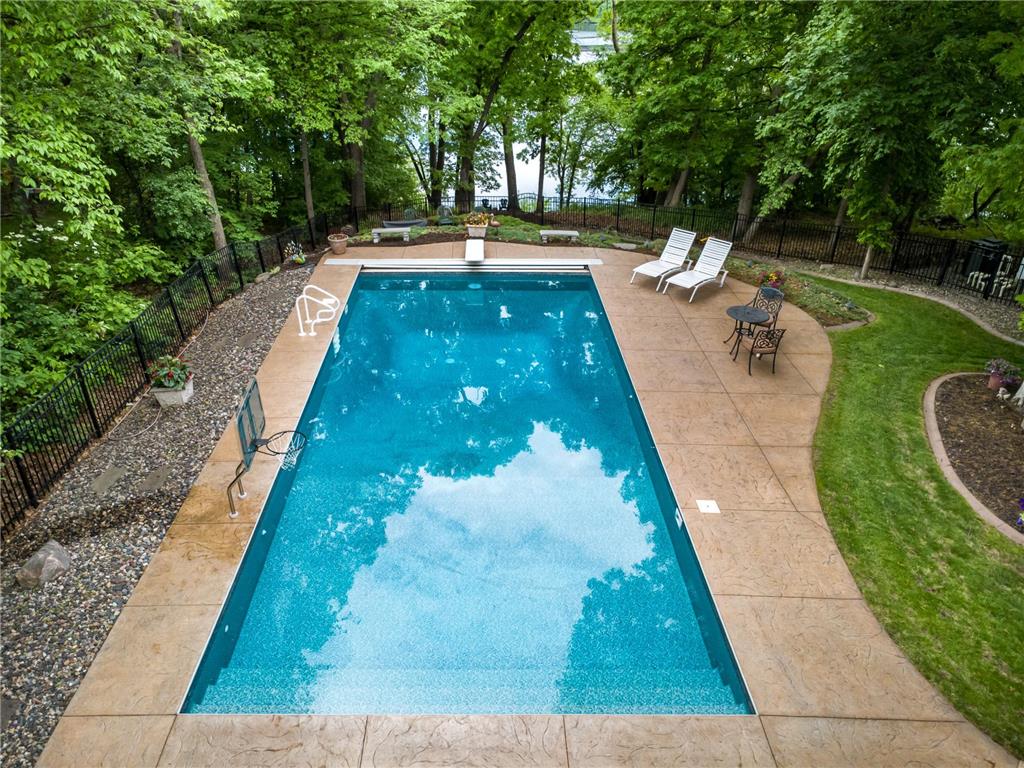 8551 Summit Oaks Bay Savage MN 55378 - Cate's or Hidden 7081943 image36