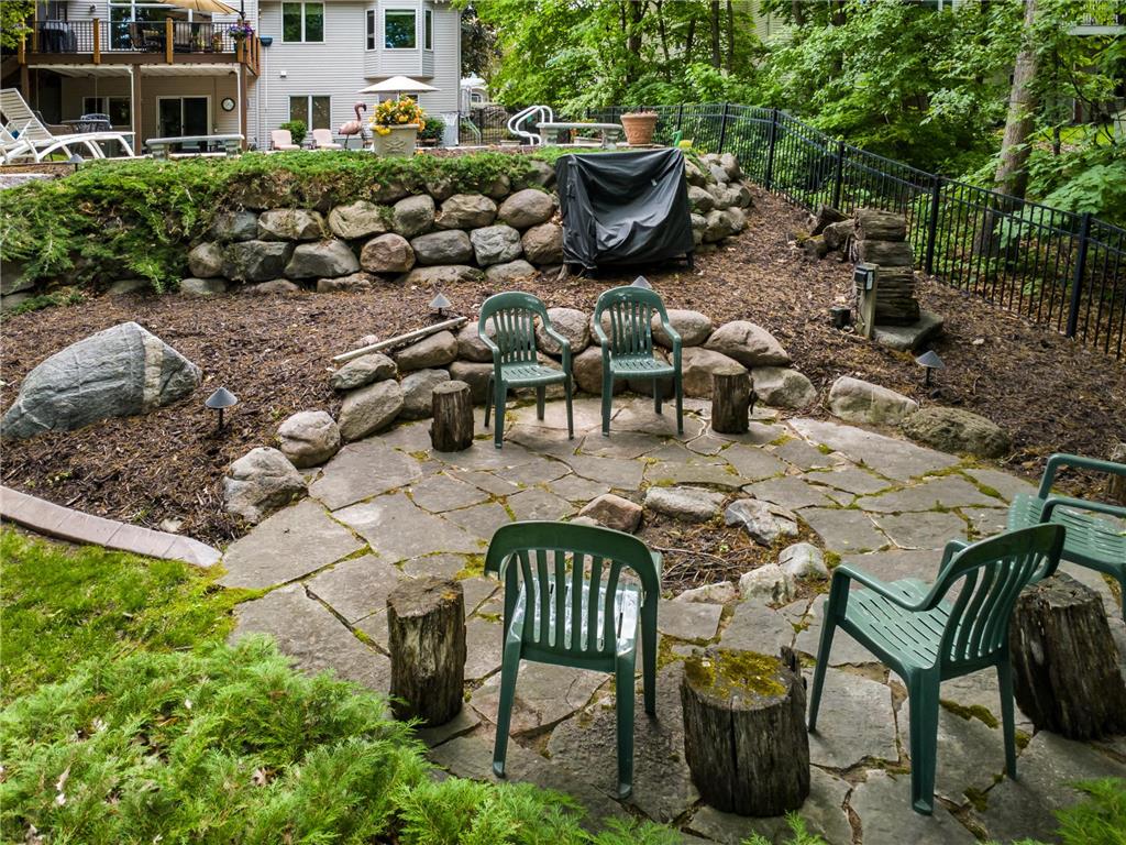 8551 Summit Oaks Bay Savage MN 55378 - Cate's or Hidden 7081943 image39