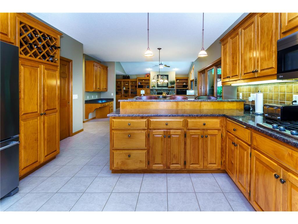 8551 Summit Oaks Bay Savage MN 55378 - Cate's or Hidden 7081943 image9