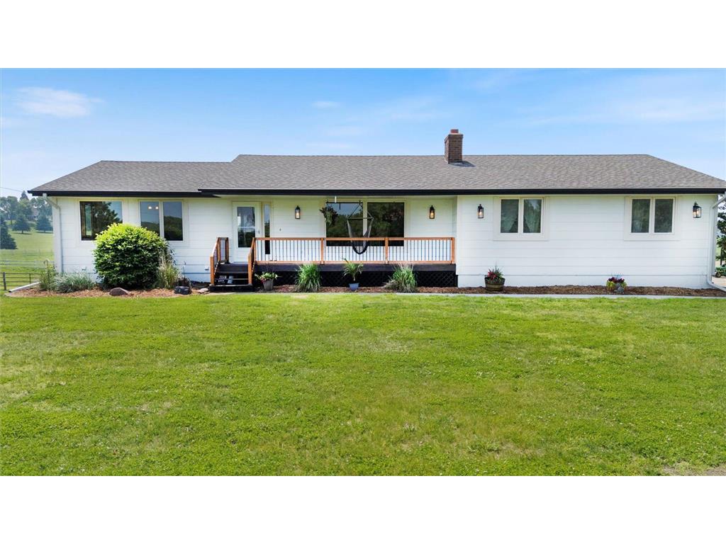 8555 175th Street E Credit River MN 55372 6617318 image1